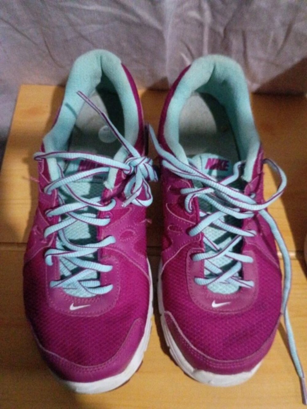 Nike Revolution 2 running shoes